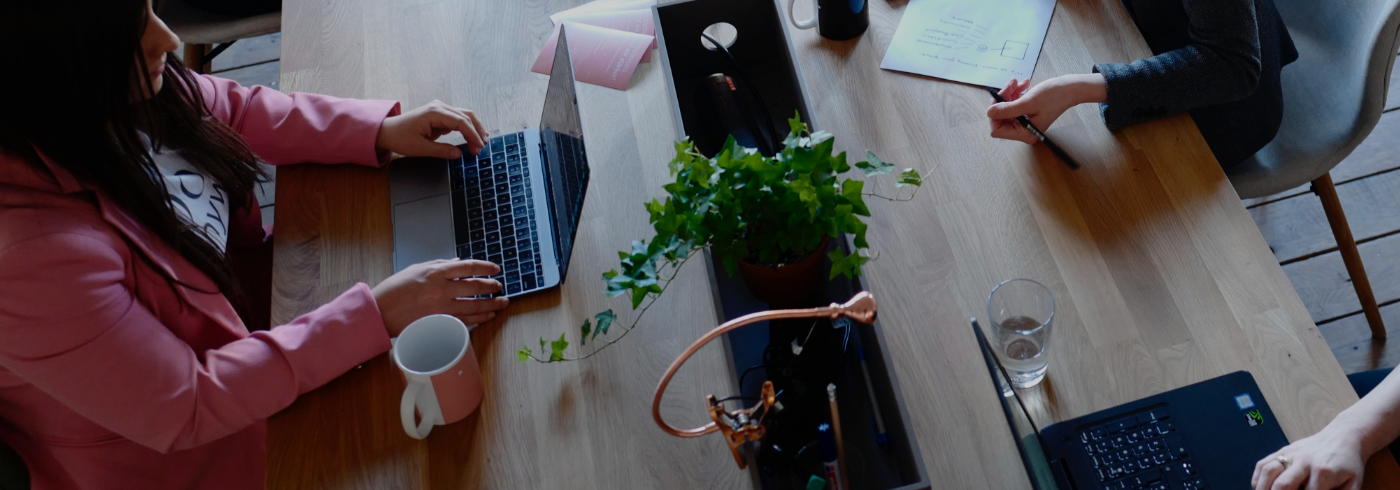 Ebook - Building belonging: Engaging hybrid workers in 2022